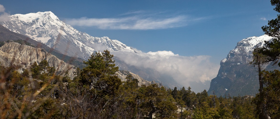  Pisang Peak Climbing – 20 Days