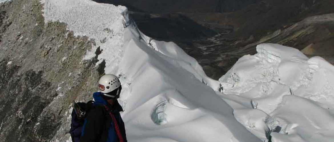 Chukkung to Island Peak Climbing- 4 Days 