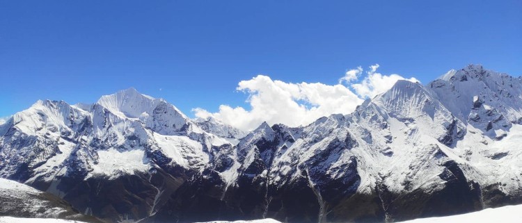 Langtang Valley, Gosaikunda and Helambu Trek