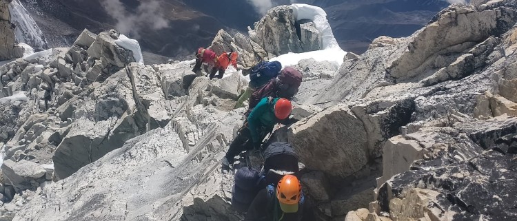 Ama Dabalam Expedition Base Camp to Base Camp 