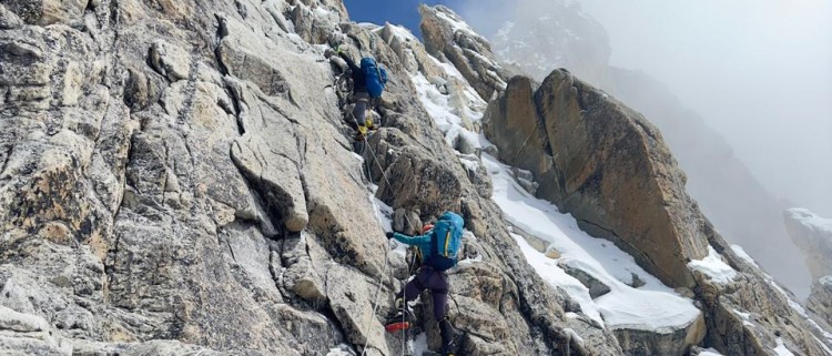 Ama Dabalam Expedition Base Camp to Base Camp 