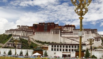 Tibet Tour with Everest Base Camp and Kailash - 15 Days