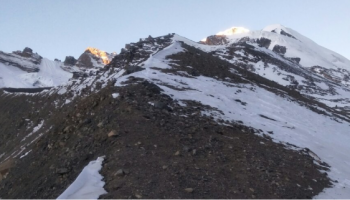 Annapurna Tilicho Lake via Mesokanto La Pass Trek 14 Days