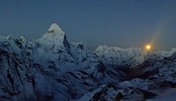 3 Peak Climbing: Mera Peak, Island Peak and Lobuche Peak